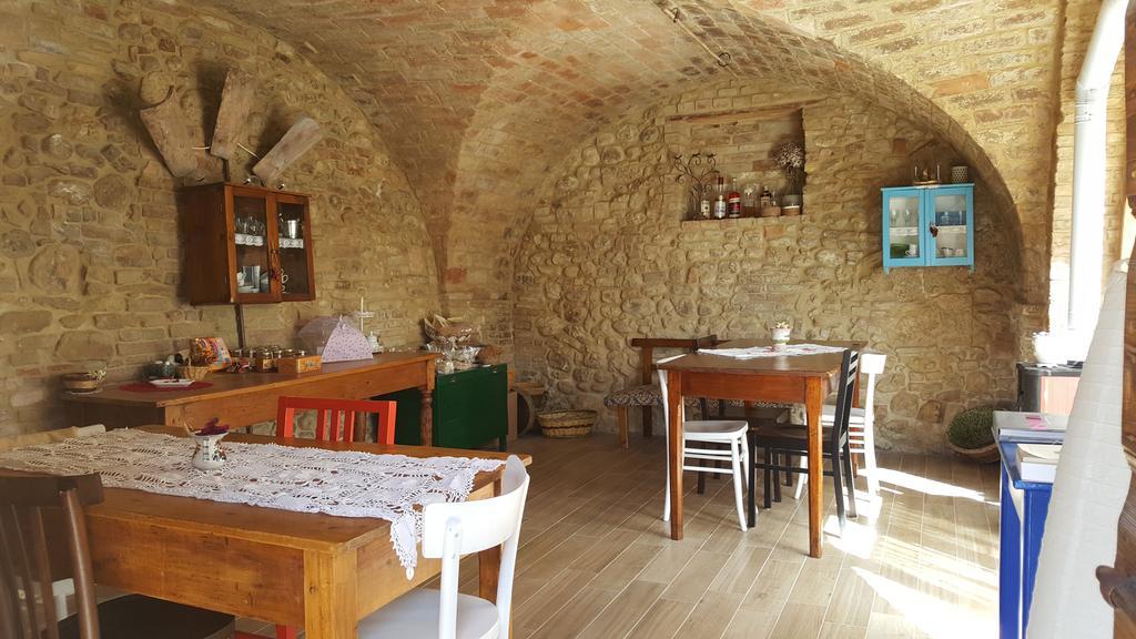 Agriturismo Bio-Melampo Villa Ancarano  Exteriör bild